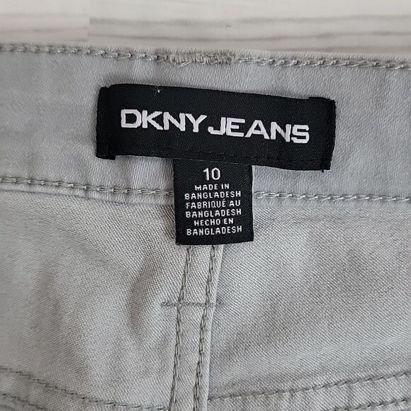 Dkny grey jean shorts Women's Size 10 - Picture 8 of 12